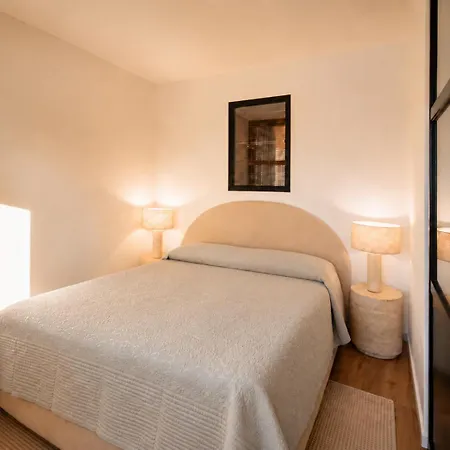 Apartman Sea View 2 Mins Beach, Gardens And Casino