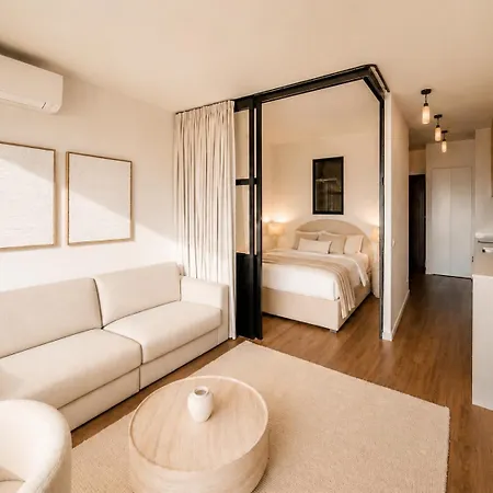 Sea View 2 Mins Beach, Gardens And Casino Apartman Estoril